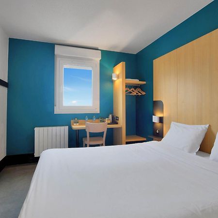 B&B Hotel Le Treport Friville Eksteriør bilde