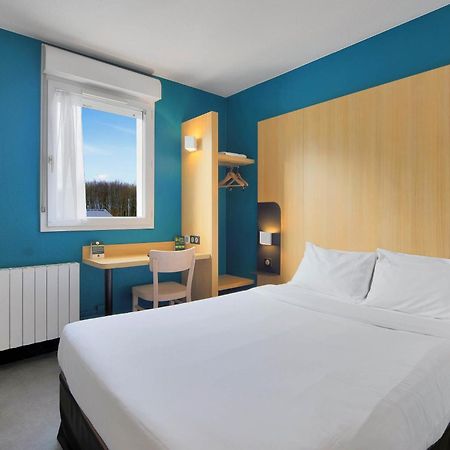 B&B Hotel Le Treport Friville Eksteriør bilde