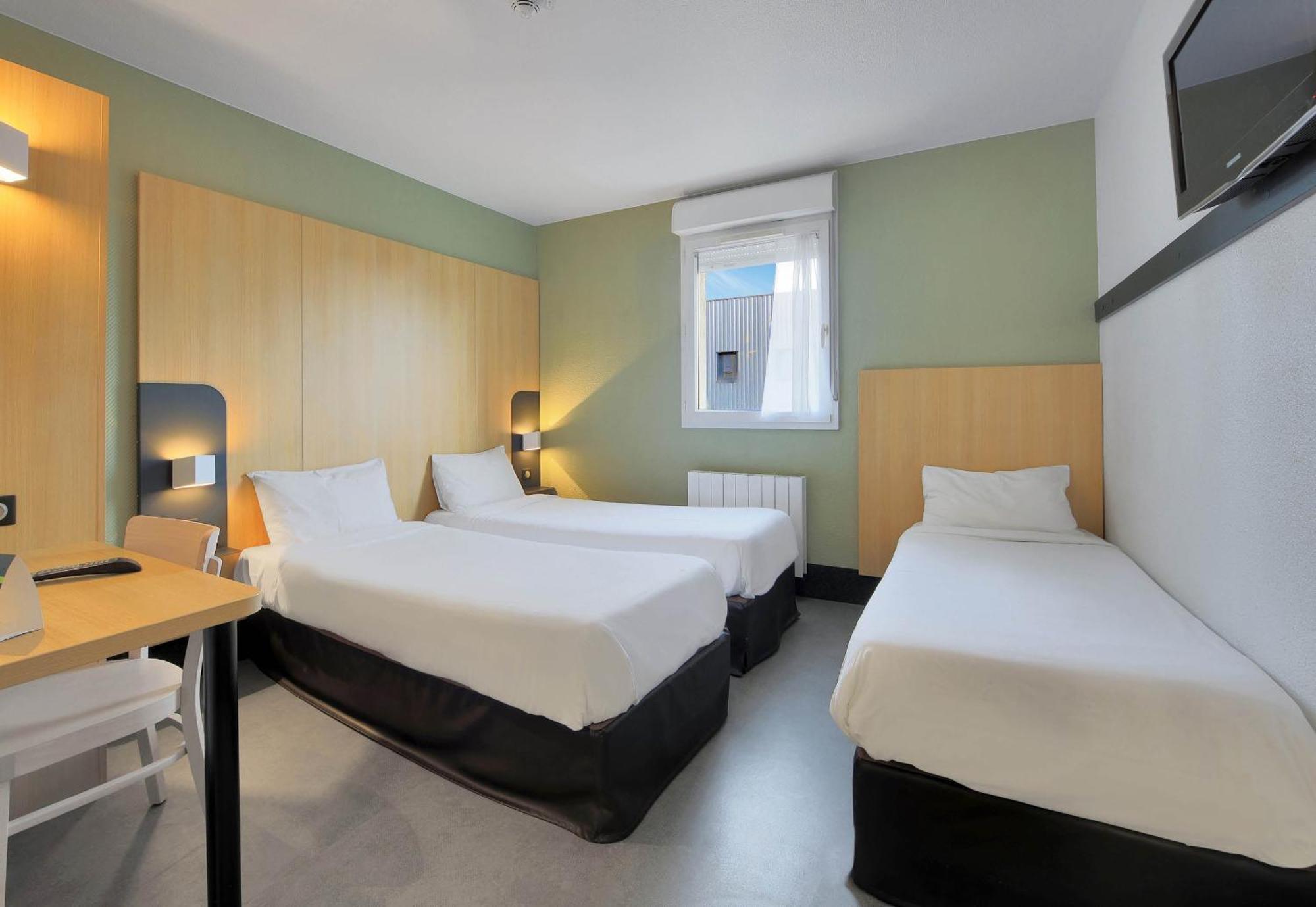 B&B Hotel Le Treport Friville Eksteriør bilde